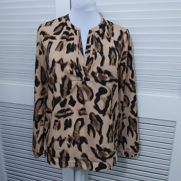 Animal Print Pop Over Tunic Blouse Size S by Milano - Picture 1 of 8